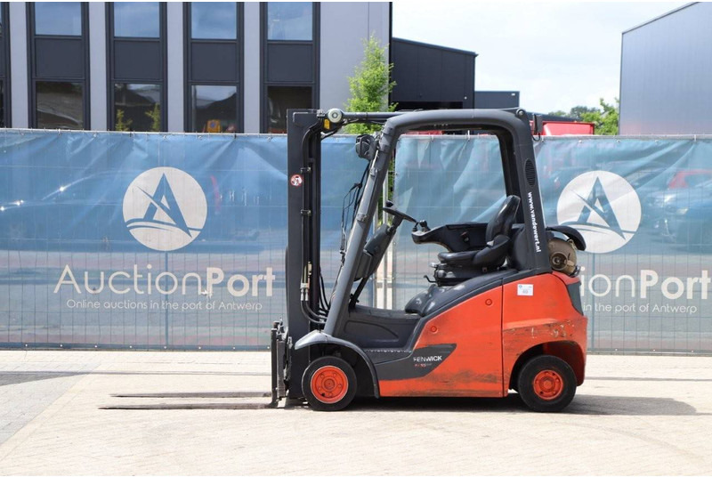 Fenwick-Linde H16T-01 - LPG forklift: picture 2 Fenwick-Linde H16T-01 - LPG forklift: picture 2