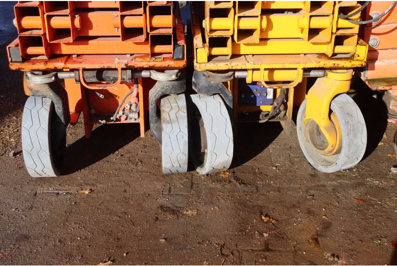 Articulated boom Genie 3246ES: picture 7 Articulated boom Genie 3246ES: picture 7