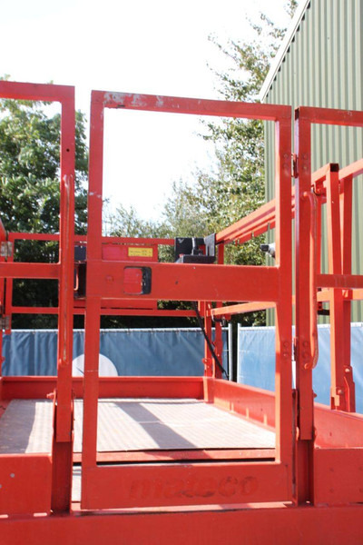 Scissor lift Genie GS-3369: picture 19