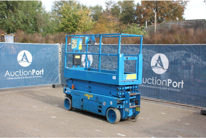 Genie GS2032 - Scissor lift: picture 3 Genie GS2032 - Scissor lift: picture 3