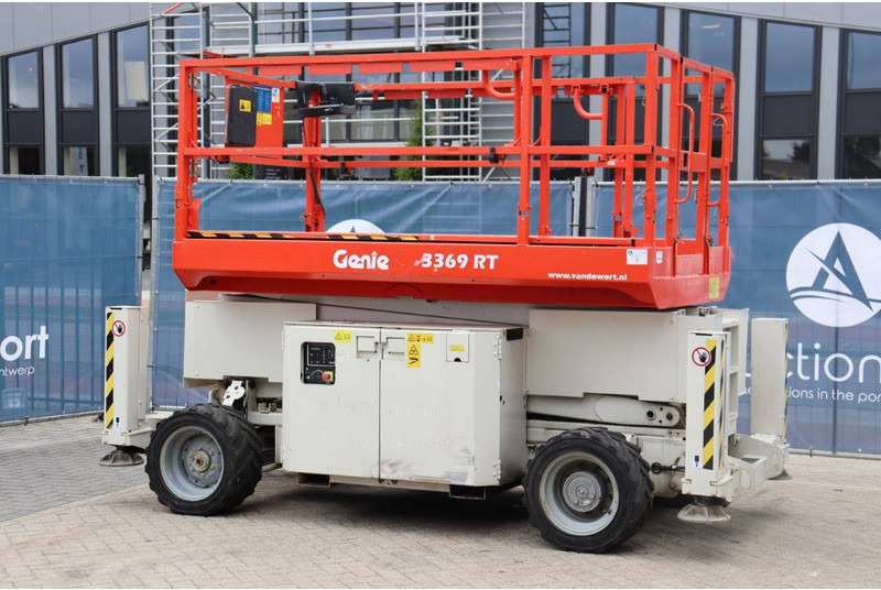 Genie GS3369 RT - Scissor lift: picture 3 Genie GS3369 RT - Scissor lift: picture 3
