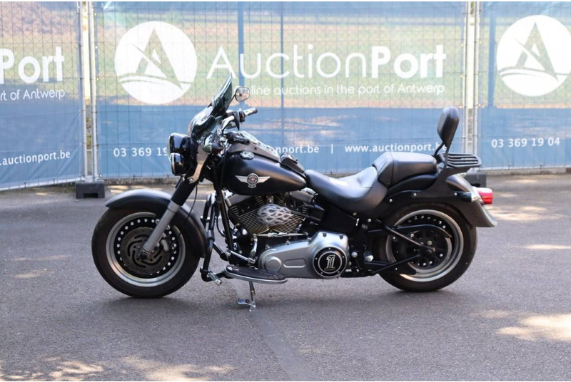 Harley-Davidson Fat Boy Low - Motorcycle: picture 1 Harley-Davidson Fat Boy Low - Motorcycle: picture 1