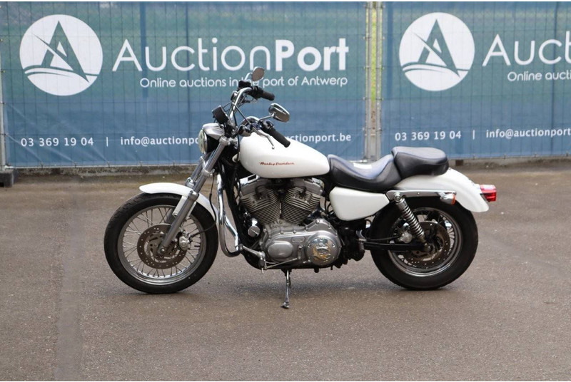 Harley-Davidson Sporster XL883 - Motorcycle: picture 1 Harley-Davidson Sporster XL883 - Motorcycle: picture 1