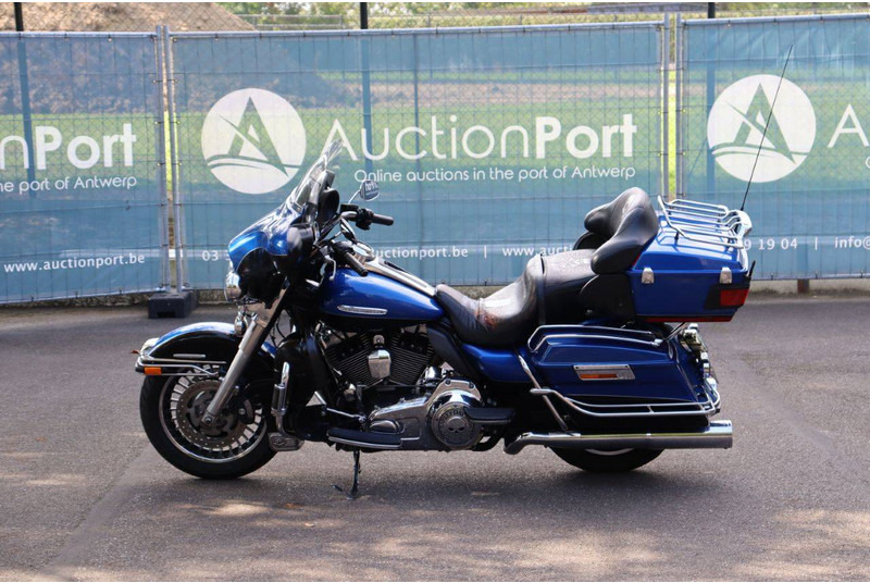 Harley-Davidson Ultra Classic - Motorcycle: picture 2 Harley-Davidson Ultra Classic - Motorcycle: picture 2