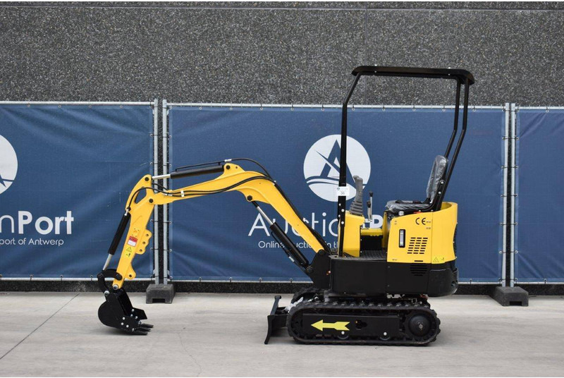Hightop HT10 - Mini excavator: picture 2 Hightop HT10 - Mini excavator: picture 2