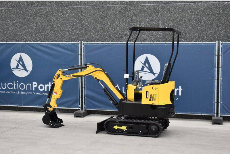 Hightop HT10 - Mini excavator: picture 3 Hightop HT10 - Mini excavator: picture 3