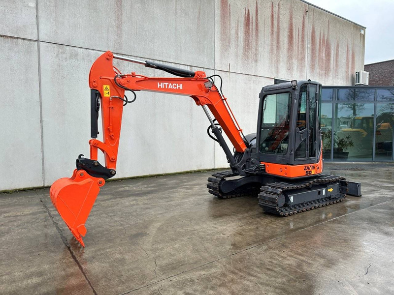 Hitachi ZX50U-2 - Crawler excavator: picture 1 Hitachi ZX50U-2 - Crawler excavator: picture 1