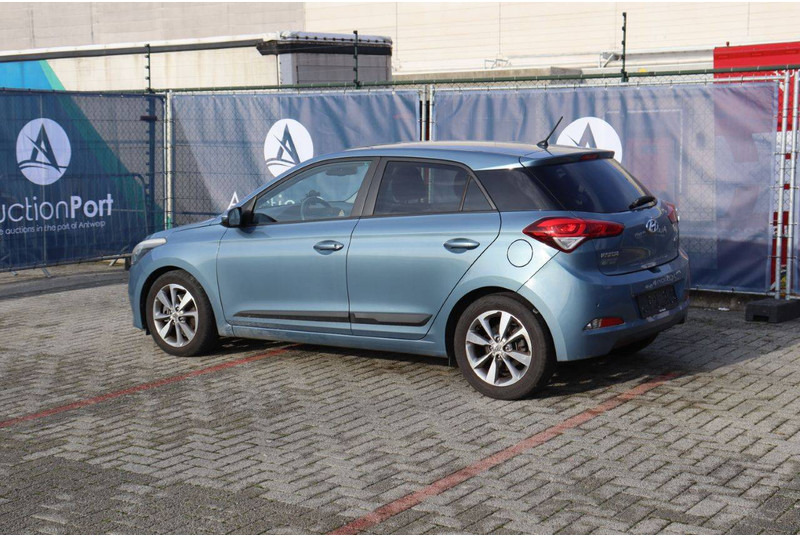 Hyundai i20 - Sedan: picture 4 Hyundai i20 - Sedan: picture 4