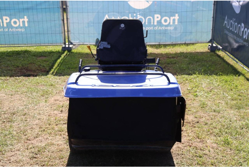 Iseki SXG216 - Garden mower: picture 5 Iseki SXG216 - Garden mower: picture 5