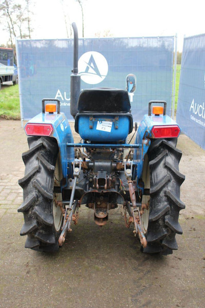 Iseki TU1900F - Farm tractor: picture 4 Iseki TU1900F - Farm tractor: picture 4