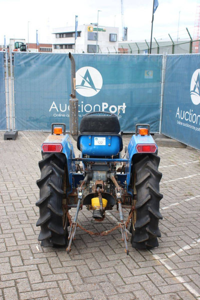 Iseki TU1900F - Farm tractor: picture 4 Iseki TU1900F - Farm tractor: picture 4