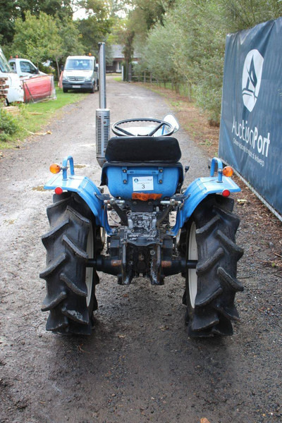Iseki TX1510F - Farm tractor: picture 4 Iseki TX1510F - Farm tractor: picture 4