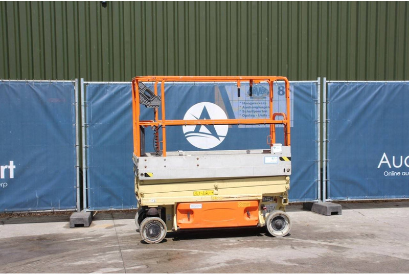 JLG 1930ES - Scissor lift: picture 1 JLG 1930ES - Scissor lift: picture 1