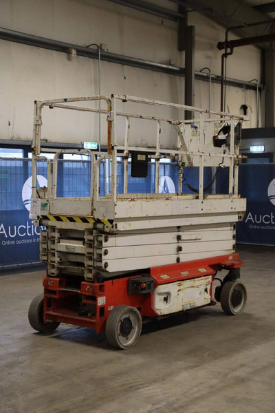 Scissor lift JLG 2646ES: picture 9