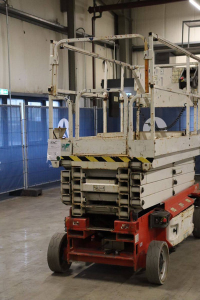 Scissor lift JLG 2646ES: picture 10