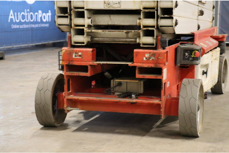 Scissor lift JLG 2646ES: picture 11