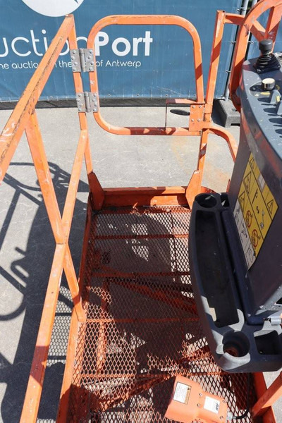 Articulated boom JLG E400AJPN: picture 11