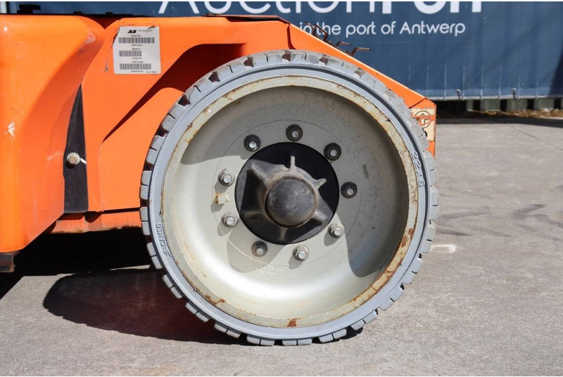 Articulated boom JLG E400AJPN: picture 15