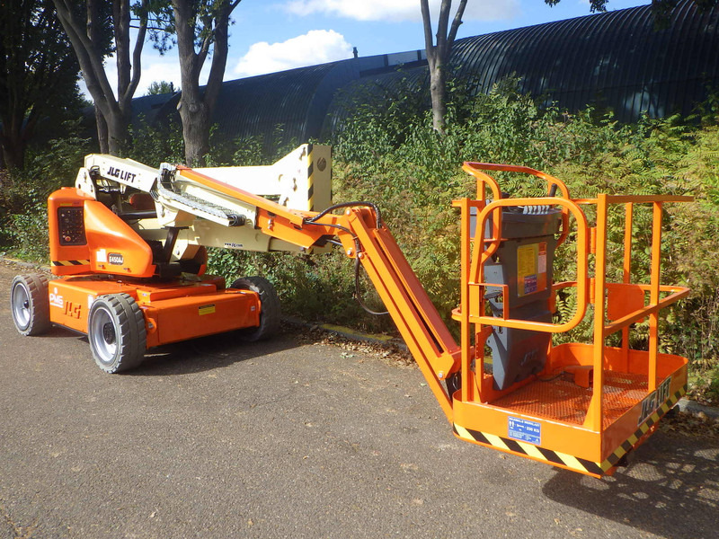 JLG E450AJ - Articulated boom: picture 3 JLG E450AJ - Articulated boom: picture 3