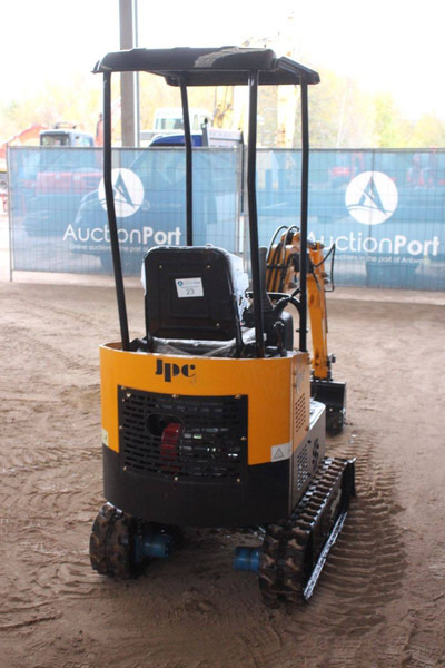 JPC HT12 - Mini excavator: picture 5 JPC HT12 - Mini excavator: picture 5