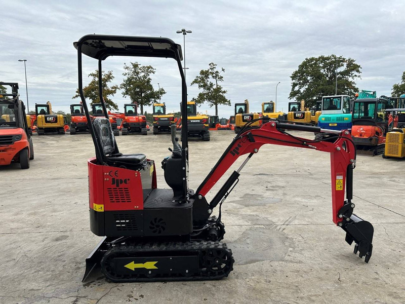 JPC HT12 - Mini excavator: picture 4 JPC HT12 - Mini excavator: picture 4