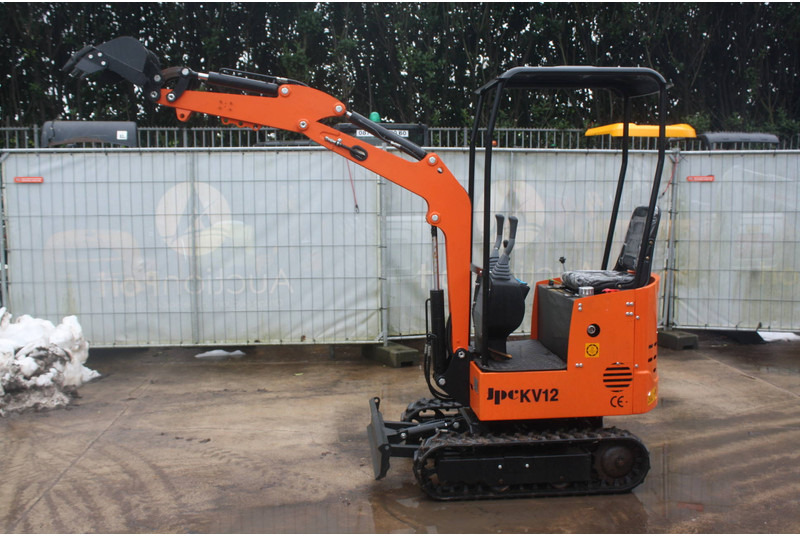 JPC KV12 - Mini excavator: picture 3 JPC KV12 - Mini excavator: picture 3