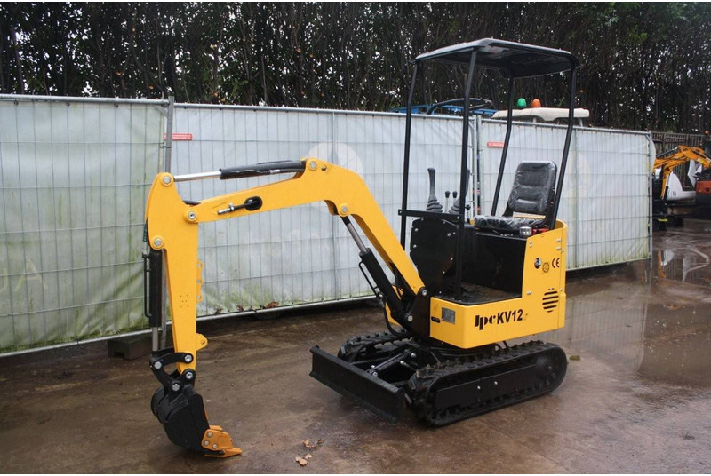 JPC KV12 - Mini excavator: picture 2 JPC KV12 - Mini excavator: picture 2