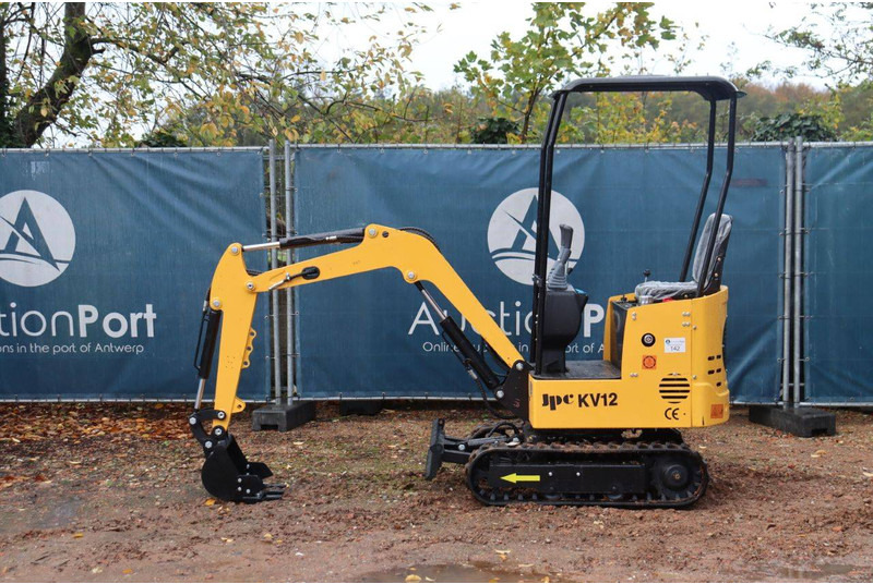 JPC KV12 - Mini excavator: picture 2 JPC KV12 - Mini excavator: picture 2