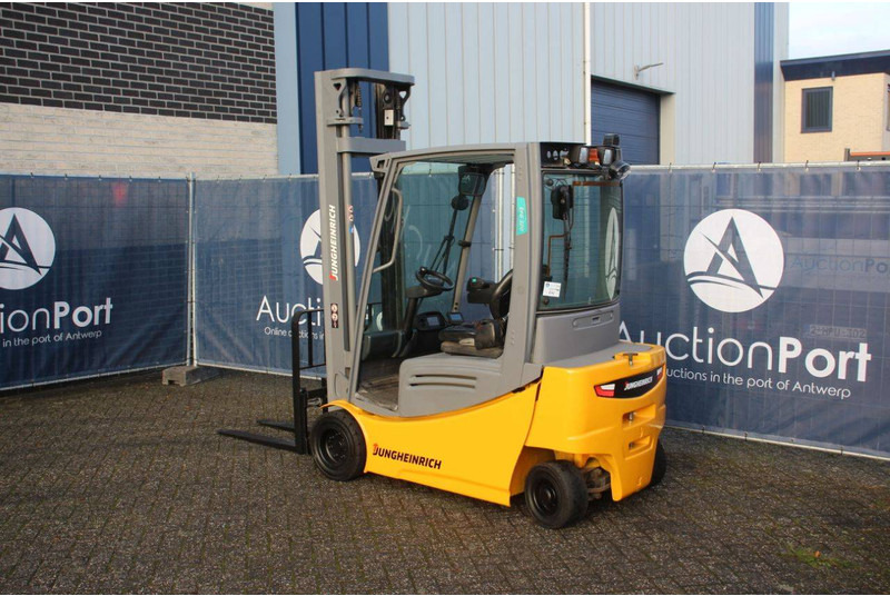 Jungheinrich EFG 320 - Electric forklift: picture 3 Jungheinrich EFG 320 - Electric forklift: picture 3