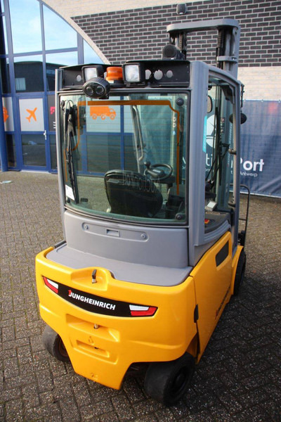 Jungheinrich EFG 320 - Electric forklift: picture 5 Jungheinrich EFG 320 - Electric forklift: picture 5