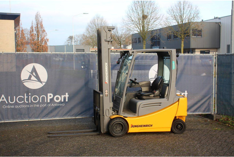 Jungheinrich EFG 320 - Electric forklift: picture 1 Jungheinrich EFG 320 - Electric forklift: picture 1