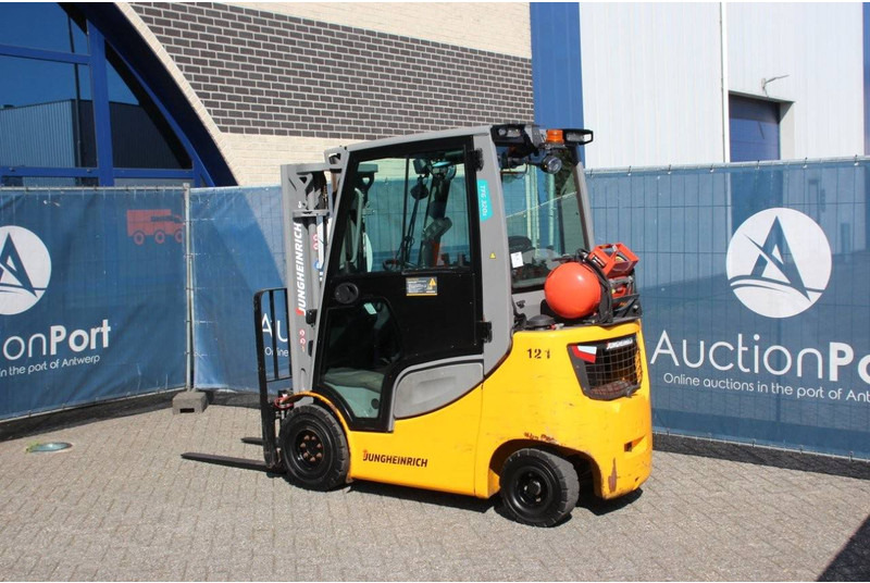 Jungheinrich TFG 320S - LPG forklift: picture 3 Jungheinrich TFG 320S - LPG forklift: picture 3