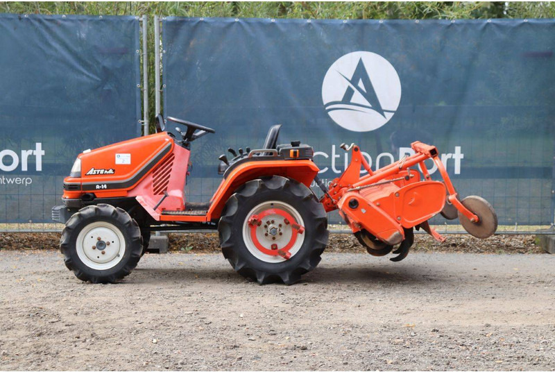 Kubota A-14 - Farm tractor: picture 2 Kubota A-14 - Farm tractor: picture 2