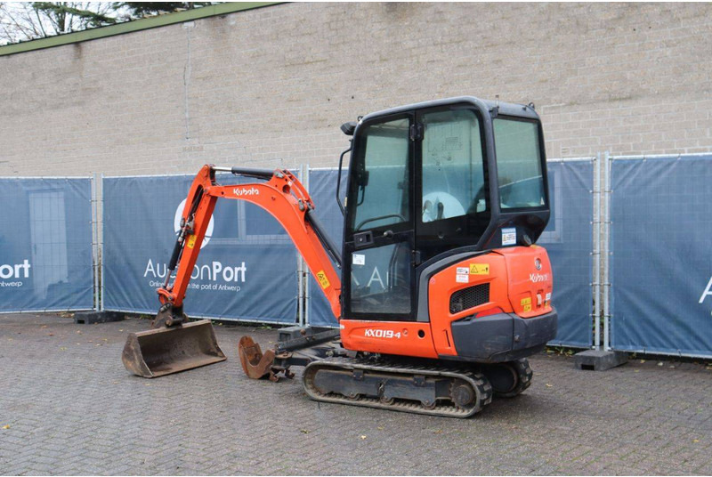 Kubota KX019-4 - Mini excavator: picture 4 Kubota KX019-4 - Mini excavator: picture 4