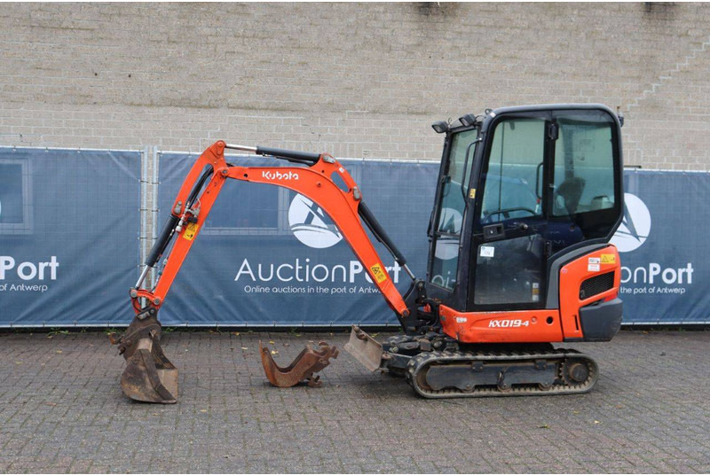Kubota KX019-4 - Mini excavator: picture 1 Kubota KX019-4 - Mini excavator: picture 1