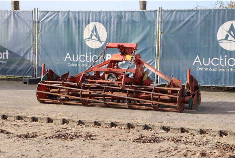Kverneland - Power harrow: picture 3 Kverneland - Power harrow: picture 3