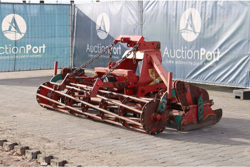Kverneland - Power harrow: picture 4 Kverneland - Power harrow: picture 4