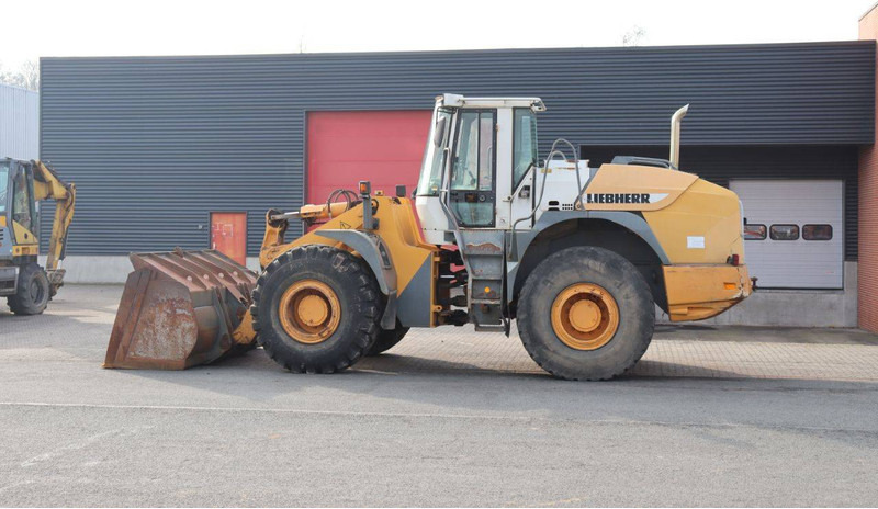 Liebherr L544 - Wheel loader: picture 3 Liebherr L544 - Wheel loader: picture 3