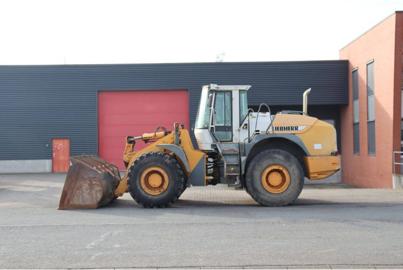 Liebherr L544 - Wheel loader: picture 2 Liebherr L544 - Wheel loader: picture 2