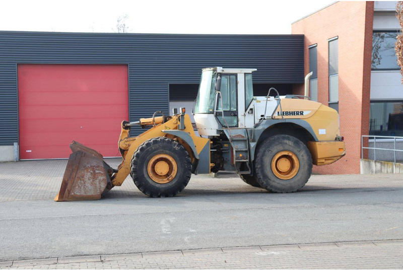 Liebherr L544 - Wheel loader: picture 1 Liebherr L544 - Wheel loader: picture 1