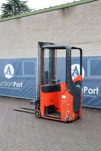 Linde E10 - Reach truck: picture 4 Linde E10 - Reach truck: picture 4