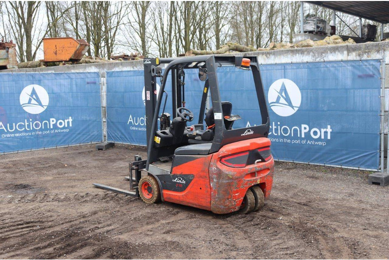 Linde E16C - Electric forklift: picture 3 Linde E16C - Electric forklift: picture 3