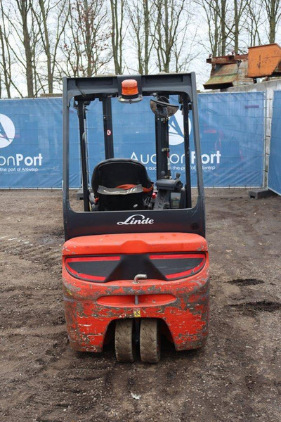 Linde E16C - Electric forklift: picture 4 Linde E16C - Electric forklift: picture 4