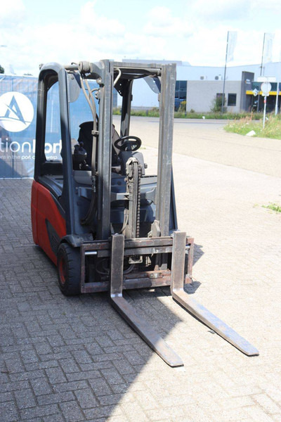 Electric forklift Linde E16L-02: picture 7