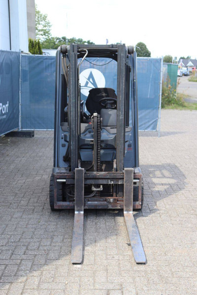 Electric forklift Linde E16L-02: picture 8