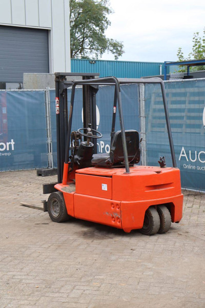 Linde E16S - Electric forklift: picture 4 Linde E16S - Electric forklift: picture 4