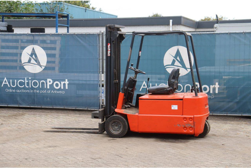 Linde E16S - Electric forklift: picture 3 Linde E16S - Electric forklift: picture 3
