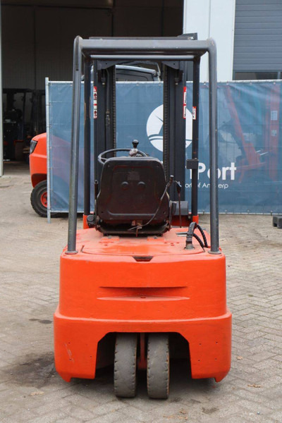Linde E16S - Electric forklift: picture 5 Linde E16S - Electric forklift: picture 5