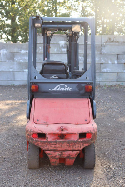 Linde E20P-02 - Electric forklift: picture 5 Linde E20P-02 - Electric forklift: picture 5