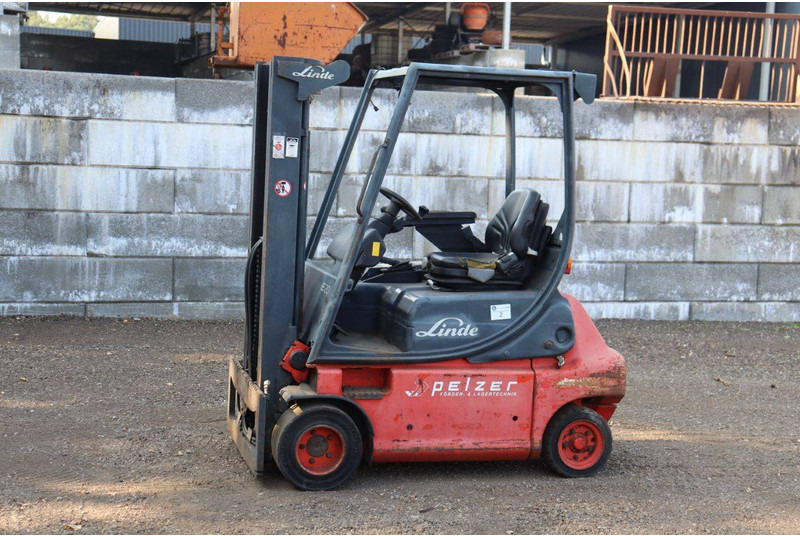 Linde E20P-02 - Electric forklift: picture 1 Linde E20P-02 - Electric forklift: picture 1